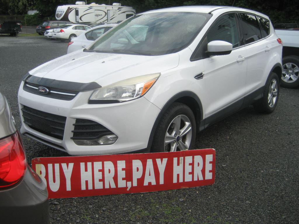 2014 Ford Escape SE's photo